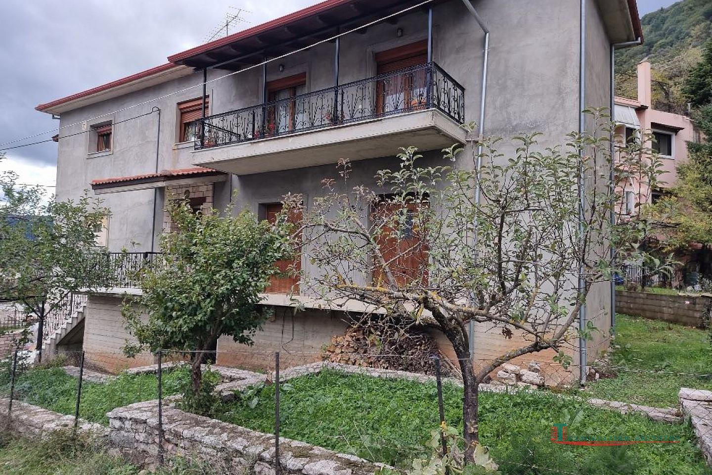 property-img